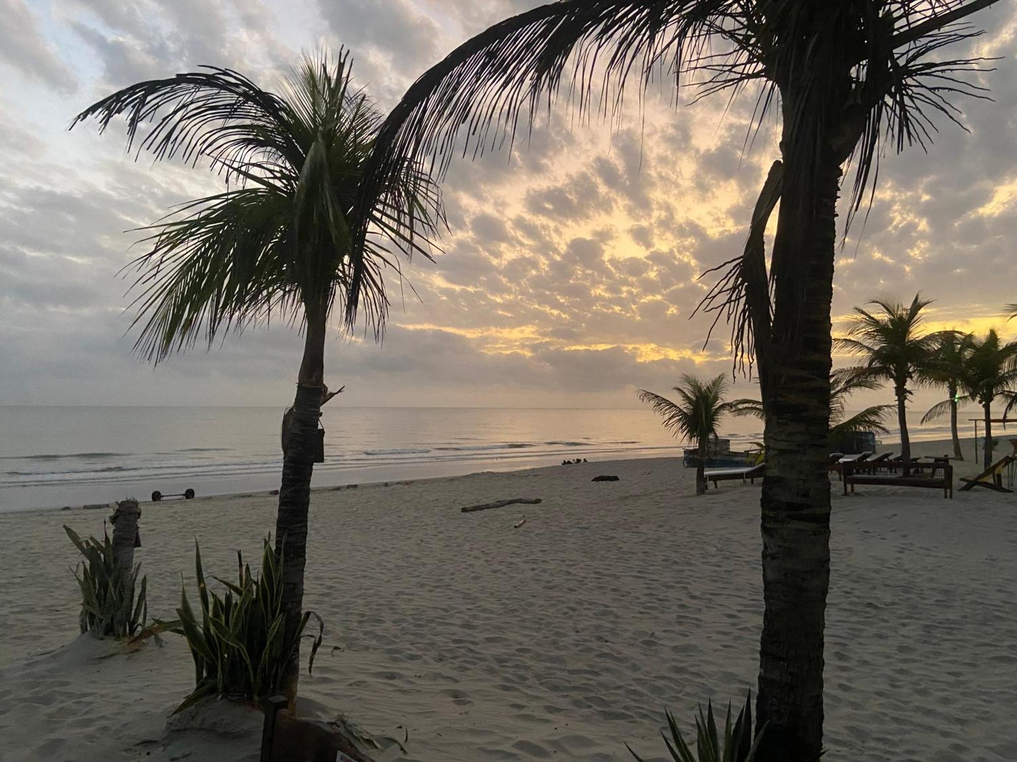 La Vista Suites Prea Luaran gambar